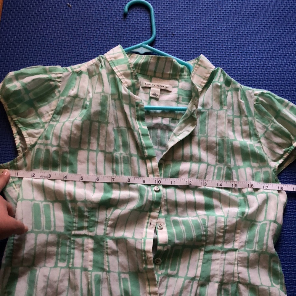 Banana Republic Blouse - Picture 5 of 7
